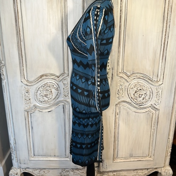 Jealous Tomato Geo Graphic Long Sleeve Deep V Neck Body con Knit Dress Size S - Picture 8 of 11